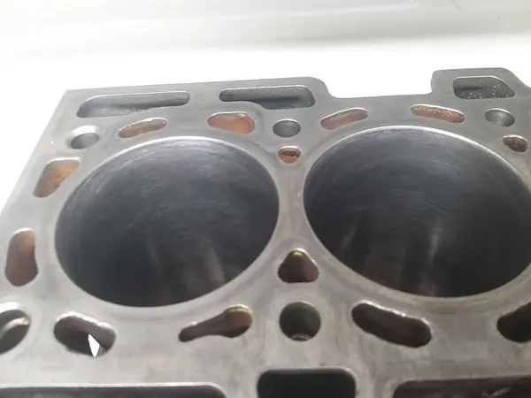 Bloque Motor OEM BLOK 1636 1.5 DCI K9K Usado image 9