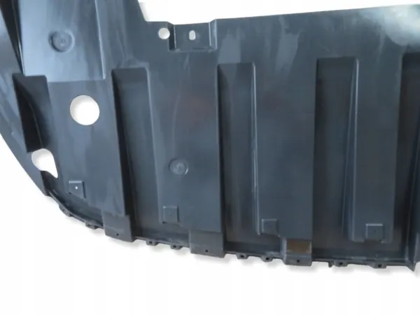 OEM 214755869R Escudo inferior para-choques Renault Trafic image 3