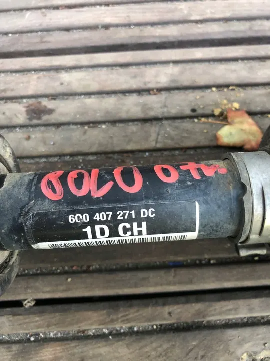 VW Polo IV 1.4 TDI Vänster Framdrev OEM image 5