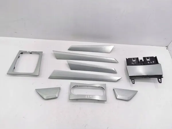Saias laterais Mercedes-Benz C W204 OEM A2047300422 image 2