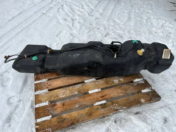 Polttoainesäiliö Ford F150 OEM 9L34-9010-DC 2009-2014 image 4