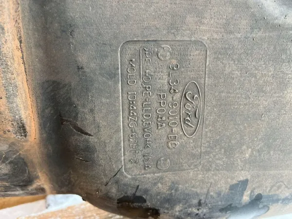 Polttoainesäiliö Ford F150 OEM 9L34-9010-DC 2009-2014 image 7