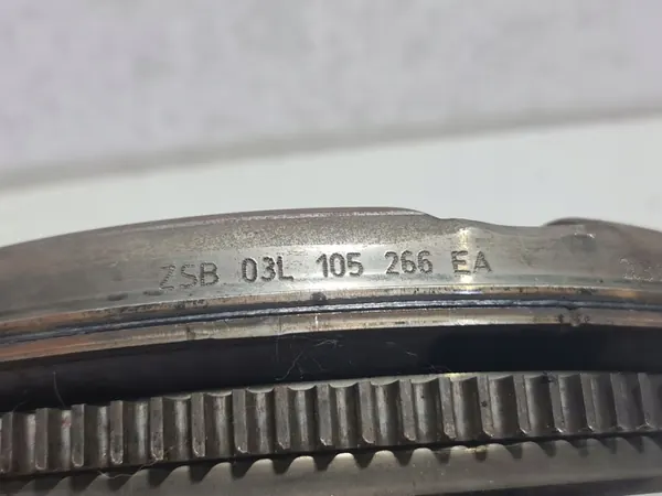 Volante de Dupla Massa VW 03L105266EA image 4