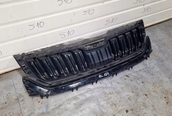 SKODA KODIAQ 16- Front Grill 565853653B image 3
