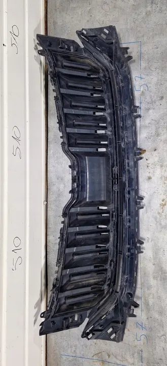 SKODA KODIAQ 16- Front Grill 565853653B image 4