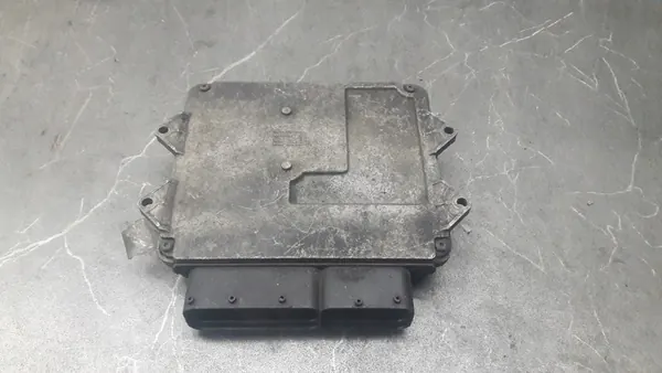 Unité de contrôle moteur FIAT GRANDE PUNTO 1.3JTD 51781568 image 2