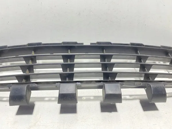 Front Bumper Grille Renault Megane II 8200412379 image 10