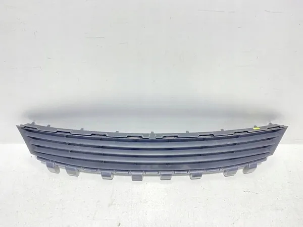 Front Bumper Grille Renault Megane II 8200412379 image 3