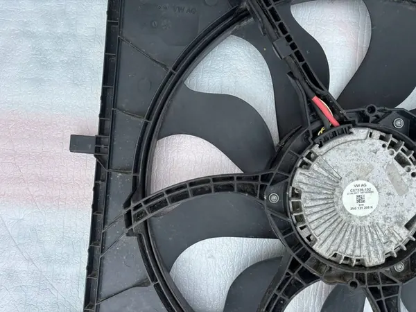 Kylarrubrik VW Crafter II 2.0 177HK OEM 2N0121205K image 9