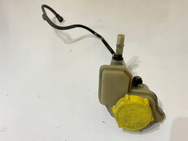 FORD 6N293R700A Servobehälter - Gebraucht image 4