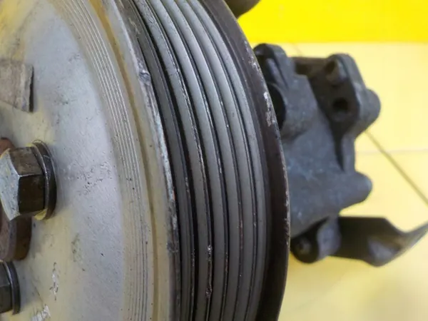 Bomba de direção assistida BMW X1 E84 E87 E90 2.0 D 678045902 image 5