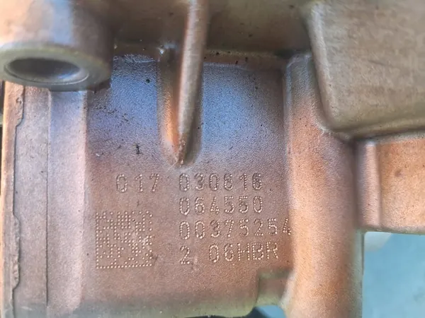 Öljypumppu VW Audi Seat 2.0 TFSI OE 06H115107AD image 7