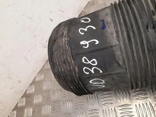 Audi Q7 2019 Taka Oikea Airbag OEM 4M0616002AA image 4