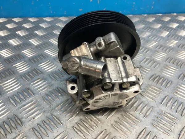 Mercedes-Benz OE A0024669401 Servostyrningspump image 2