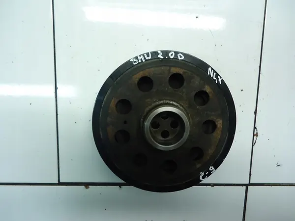 BMW 2.0D N47D20 Polia do virabrequim 8512072 image 2