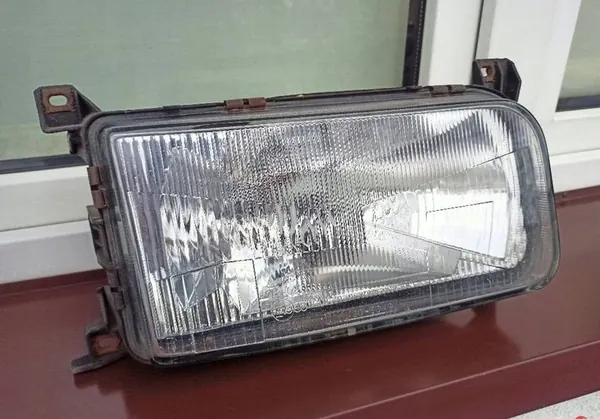 Oikea Ajovalaisin VW Passat B3/B4 1990-1996 image 3