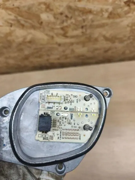 SEAT ATECA LED-valomoduuli OEM 90125310 image 4