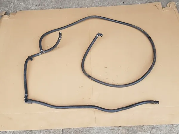 Manguera Lavafaros Parachoques Audi A4 B8 - OEM image 2