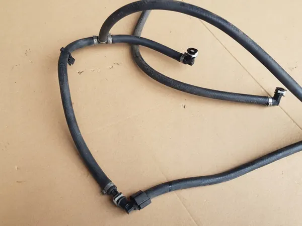 Manguera Lavafaros Parachoques Audi A4 B8 - OEM image 4