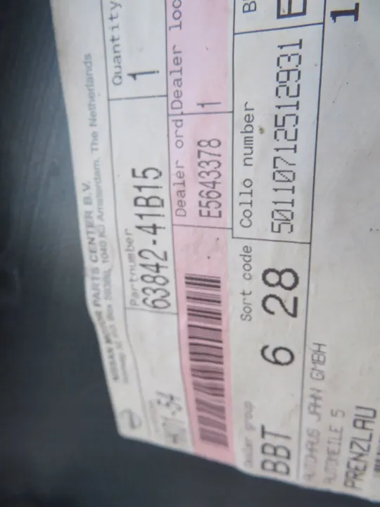 Rechter Voorwielkast OEM 6384241B15 voor Nissan Micra image 6