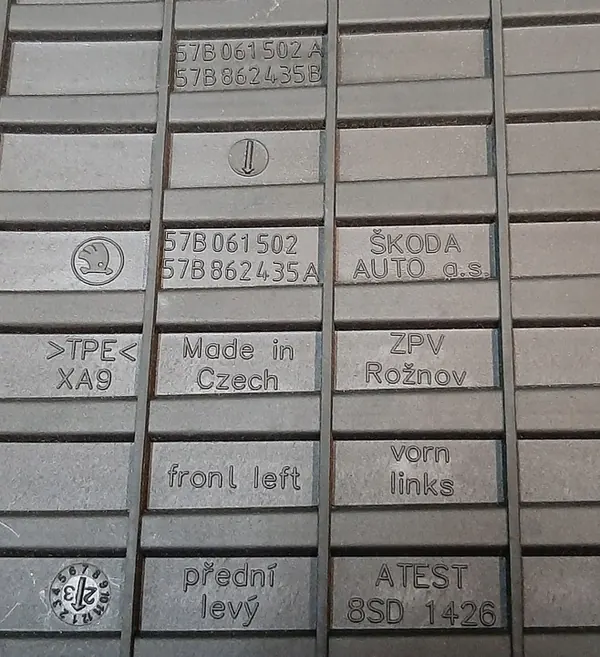 Tappetini in gomma Skoda Karoq 4 pezzi image 6