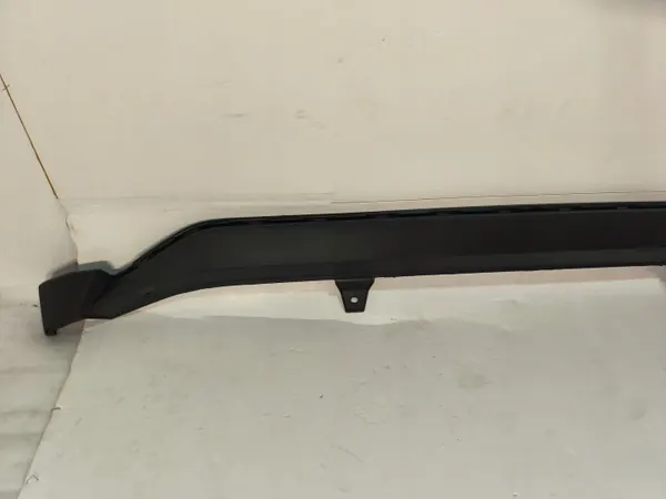 Spoiler OEM 52453-0H011 para Toyota Aygo X Traseiro image 3