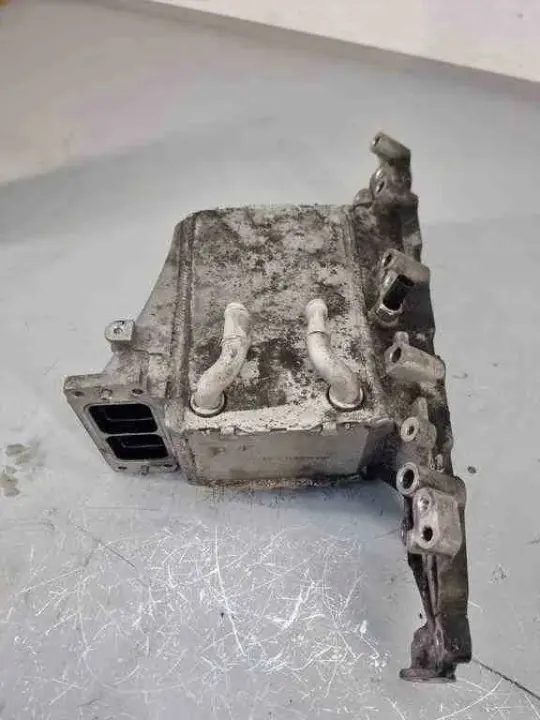 Colector de admisión OEM 04L129766S para Skoda Octavia III image 3