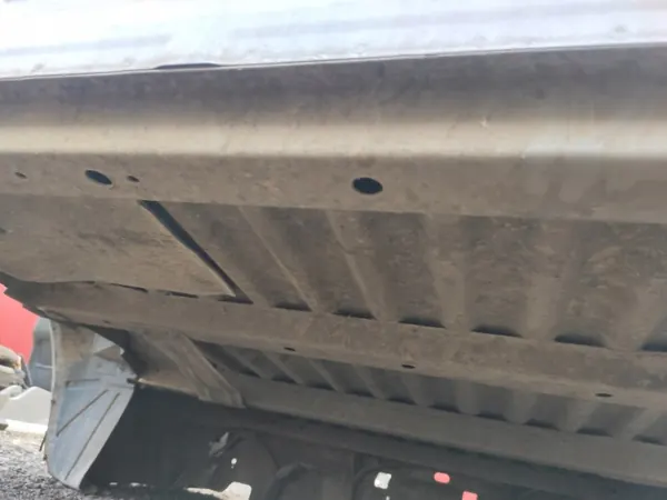 FORD RANGER V 5 OEM Baklucka - Bar Lastyta image 10