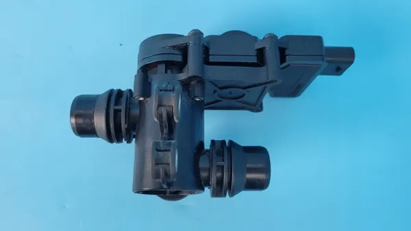 Soupape d'eau Mercedes OEM A0005061300 pour EQA 250 image 10