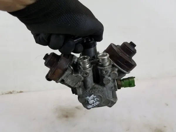 Ruiskutusmäntä OEM 0445010618 Volvo V60/S60:lle image 4