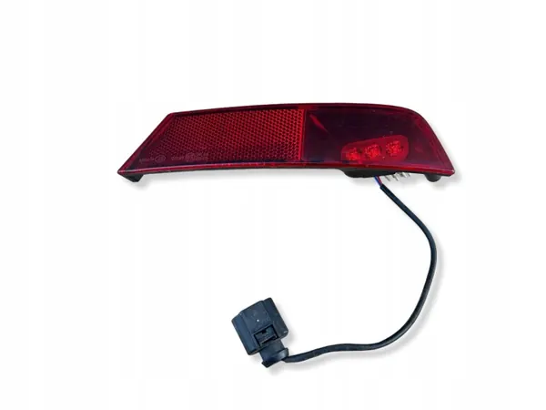 VW UP Lanterna LED Esquerda Para-choques Traseiro OEM 1S0945701A image 2