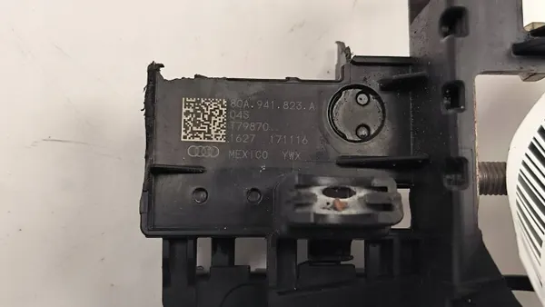 Unité de distribution d'énergie OEM 80A941823A Audi Q5 II image 3