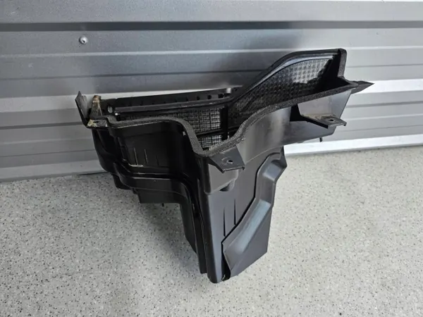 Caixa Filtro Cabine Maserati Grecale OEM Usado image 2