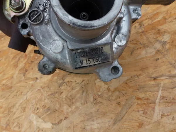 Turbo para Toyota Yaris 1.4 D4D OEM 17201-33010 NLP20 image 3