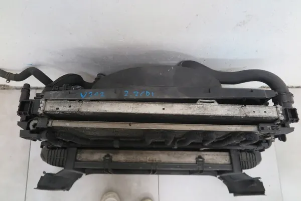 CHŁODNICE WENTYLATOR KOMPLET MERCEDES W204 W212 2.2 CDI image 6