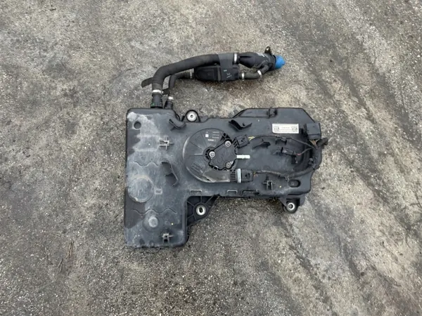 Tanque AdBlue & Bomba OEM 7E0131877K VW Transporter image 4