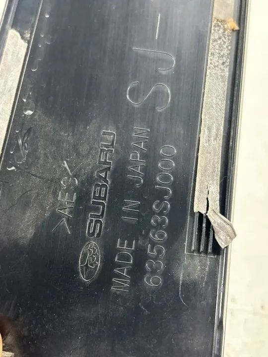 Rivestimento finestra anteriore destro Subaru Forester SK 63563SJ000 image 10