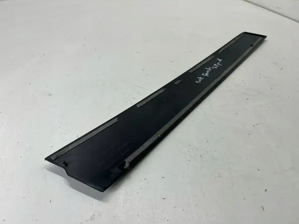 Rivestimento finestra anteriore destro Subaru Forester SK 63563SJ000 image 7