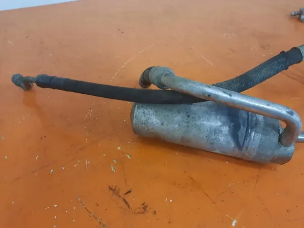 AUDI A4 B6 2.0B AC Kuivainletku 8E0820193C image 2