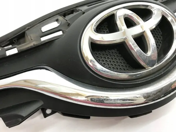 TOYOTA YARIS III LIFT 14 GRILL 53101-0D660 image 4
