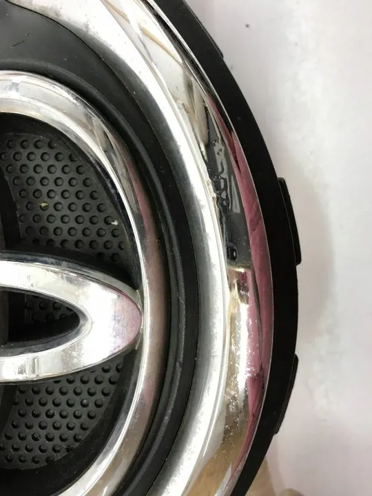 TOYOTA YARIS III LIFT 14 GRILL 53101-0D660 image 7