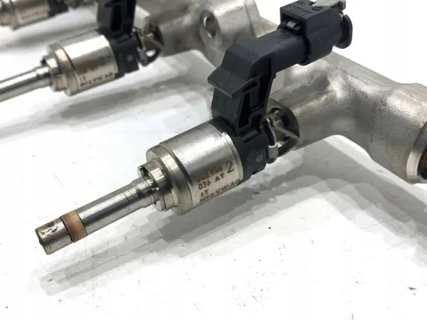 Riel de inyección OEM 05E133320B para Skoda Superb III image 5