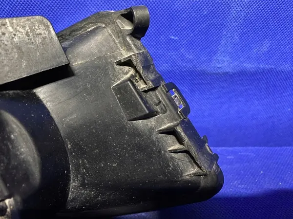 Farol Halógeno Frontal Esquerdo BMW F07 GT 7199619 image 4