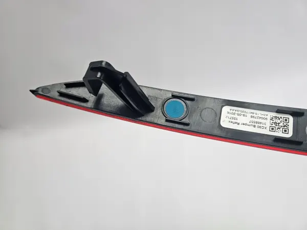 Volvo OE bakstötskåpsreflektor höger OEM 31468557 image 8