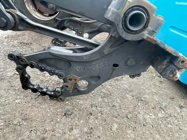 Suspension Avant Mercedes Actros OEM A960751307 image 3
