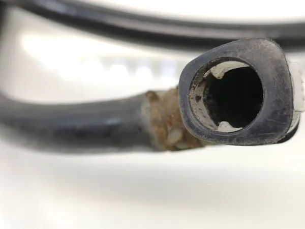 Tuyau lave-phare Toyota OEM FRC29894 image 4