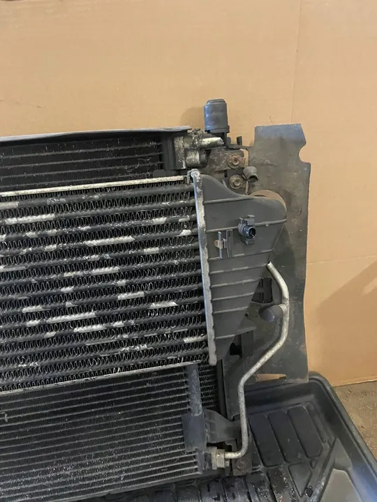 MERCEDES E W212 3.5 CDI Koelradiator Ventilator Set A2125002200 image 7