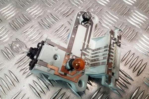 Rear Lamp Contacts MERCEDES-BENZ S (W221) A2218200177 image 3