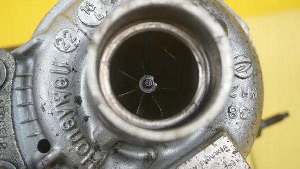 Turbocompressor OEM B13DTR para Corsa E Astra K 1.3 CDTI image 5