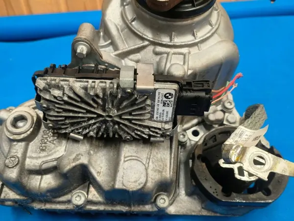 Redutor caixa transferência OEM QUA10922 BMW G image 8